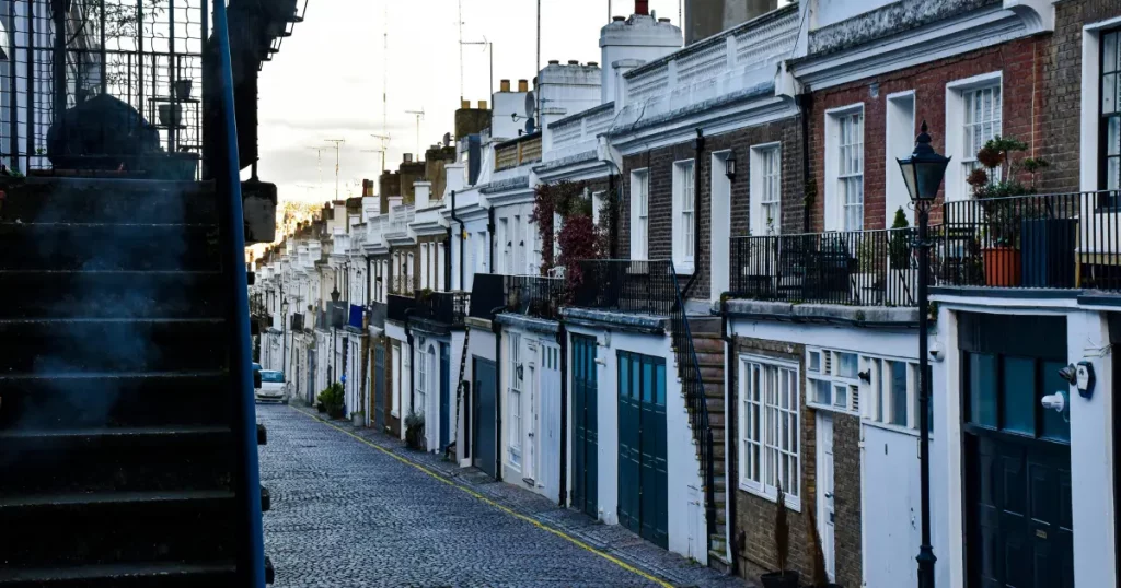 Row of houses in a quiet english street for room for rent renters reform bill